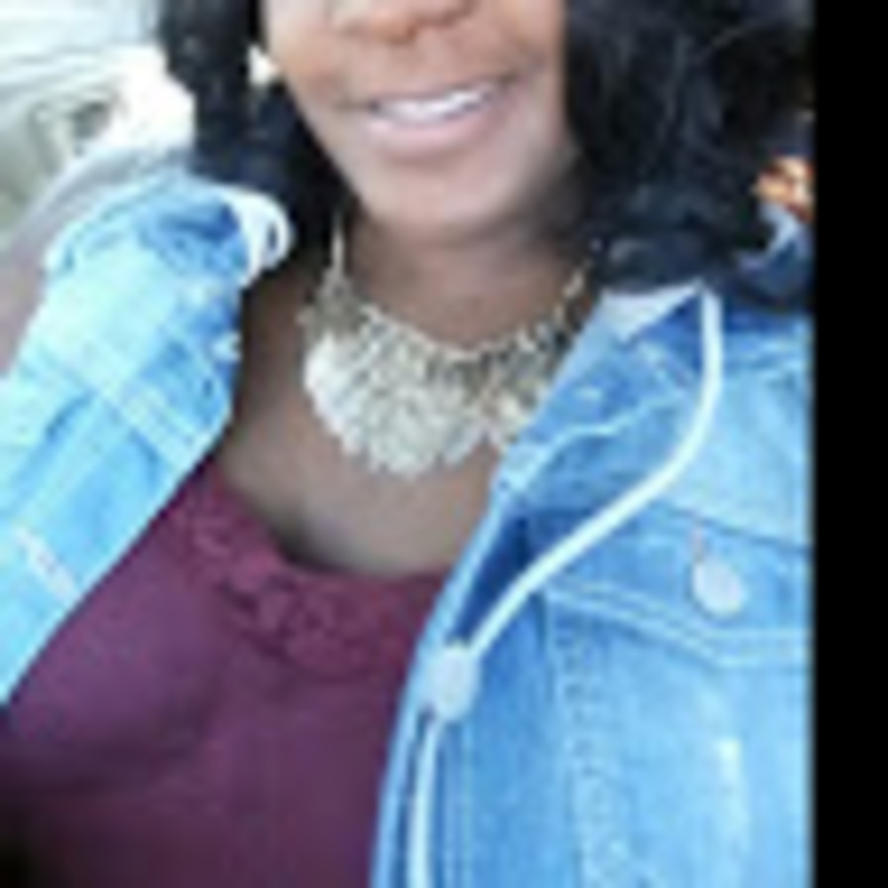 Meet your Posher, Nina